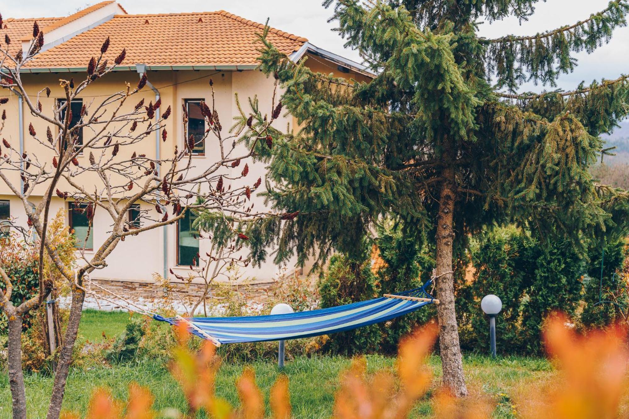 Vila Gardenia Gumoshtnik Exterior photo